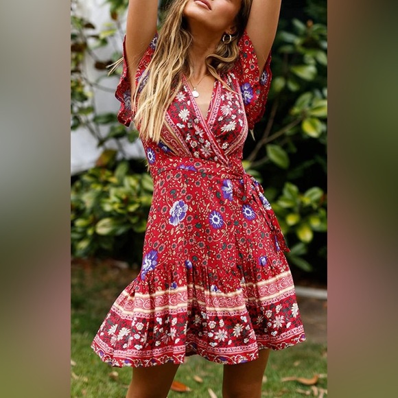 NWT. Wrap/tie dress by Zesica. - Picture 4 of 9